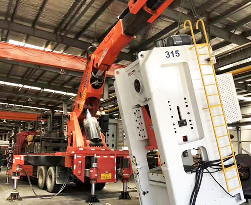 松桃提升工作效率，选择优质折臂吊租赁服务