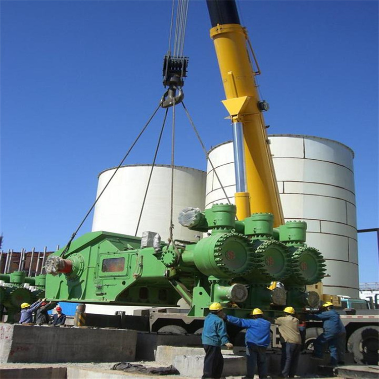 松桃吊车出租安全指南：现场作业必须掌握的6大规范