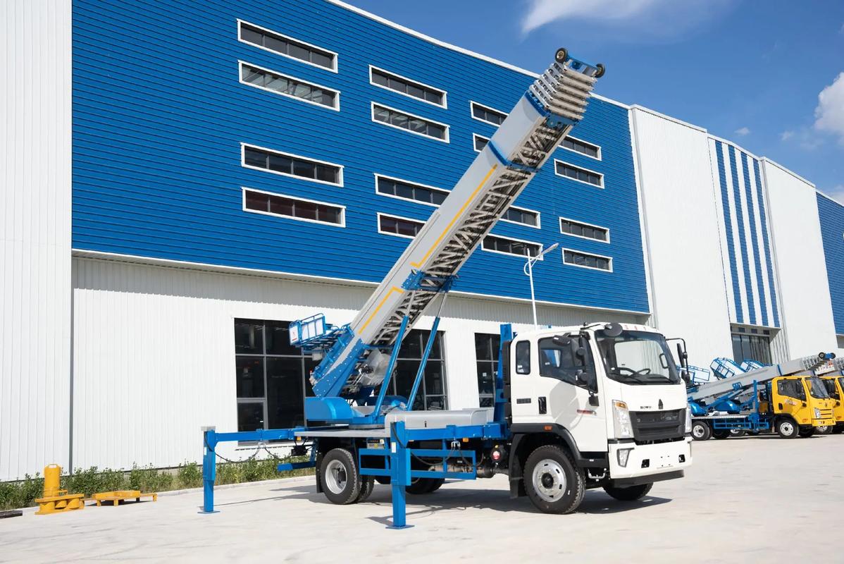 松桃小型云梯车上料车租赁多少钱