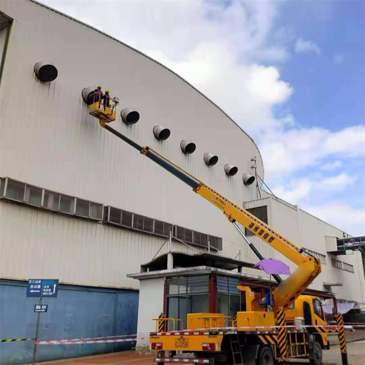 松桃高空作业车出租服务：专业广告牌安装解决方案